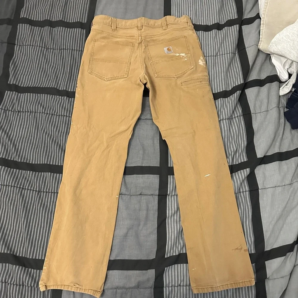 Carhartt tan pants with paint splatter 32x32‎ 102517 918 Relaxed Fit